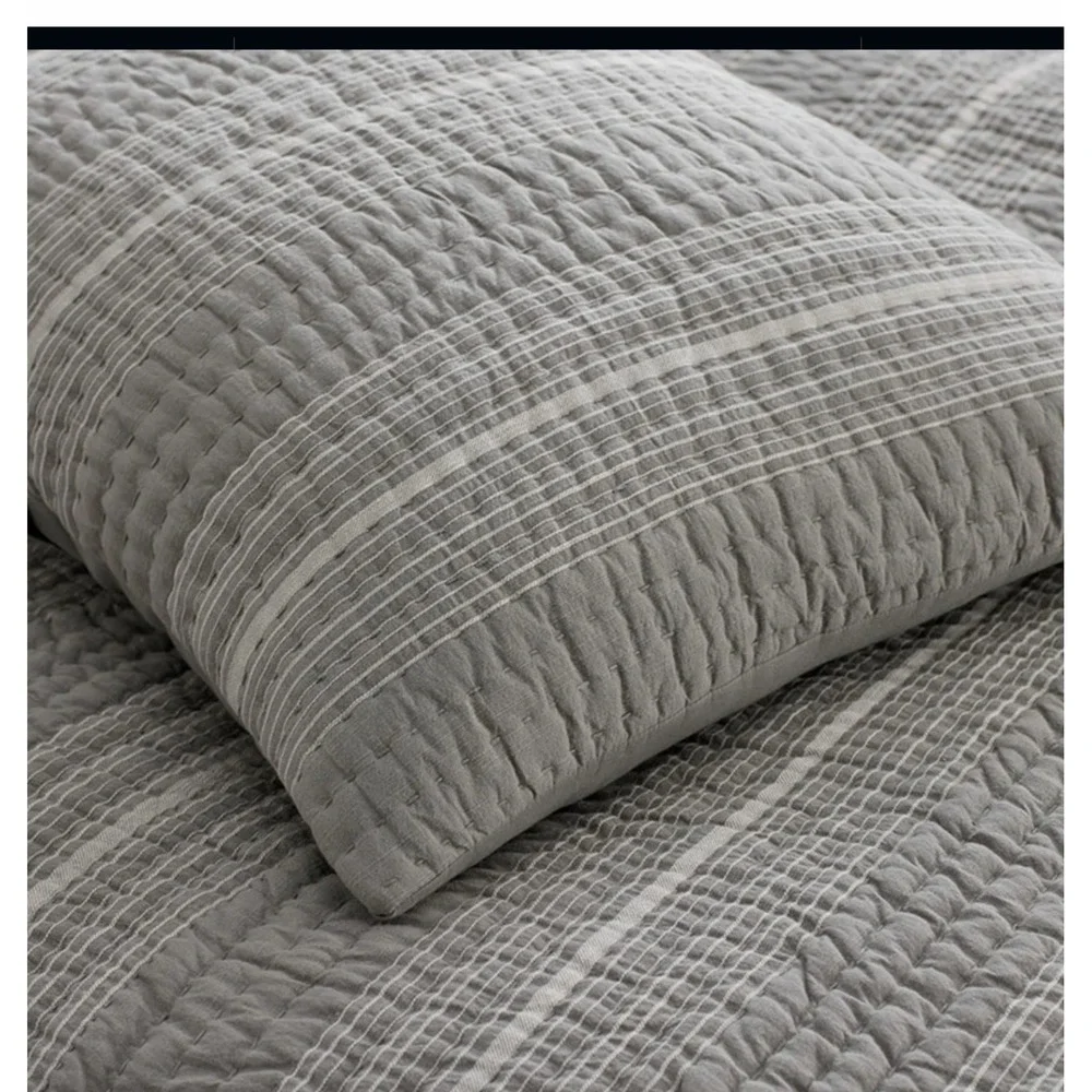 COMPANY STORE STRIPE QUILT F/Q GRAY WITH 2 SHAMS (NWT)